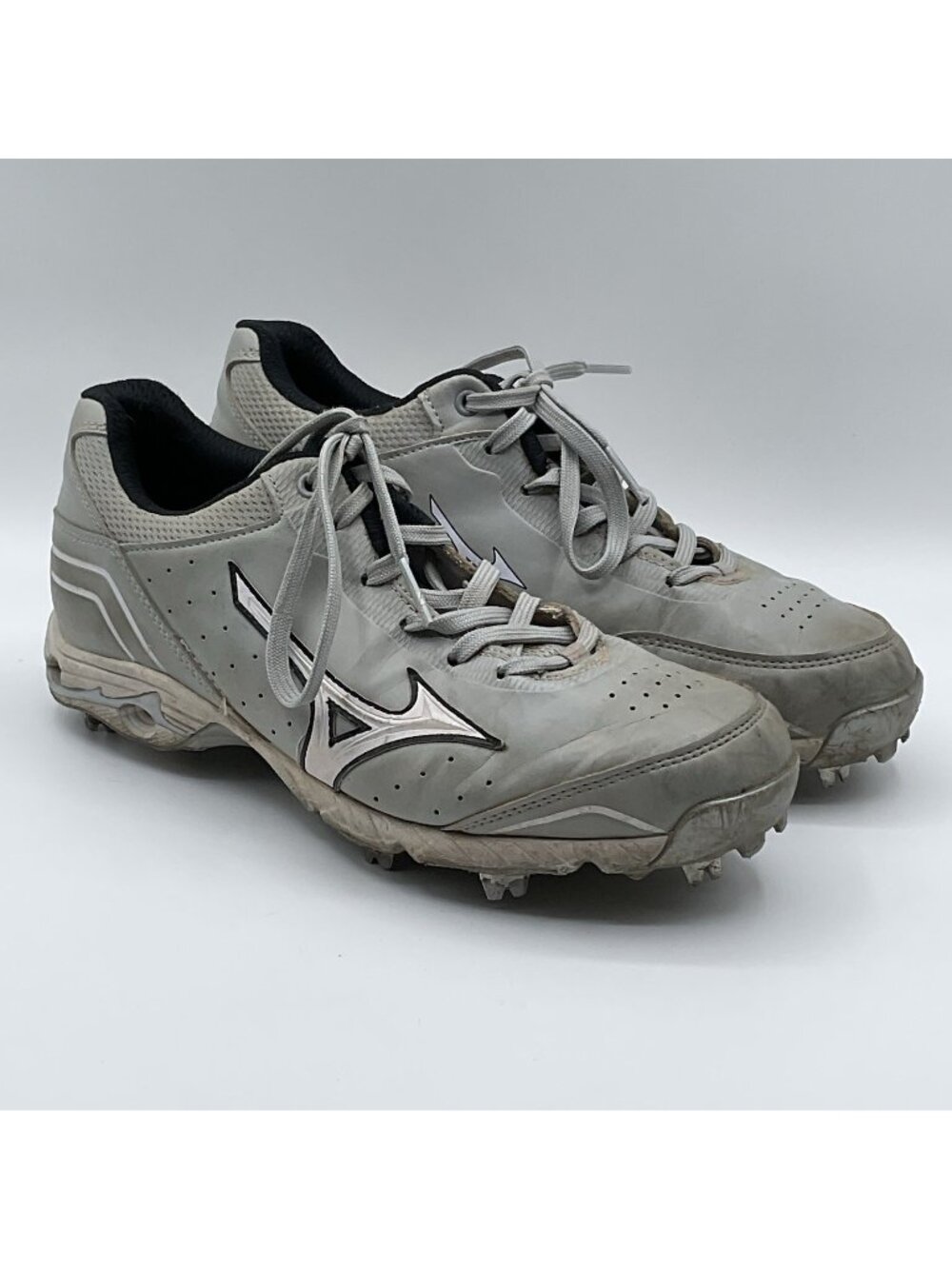 Mizuno Advanced Classic 7 Baseball Cleats Men’s Size 9 Gray 9-Spike Low Top